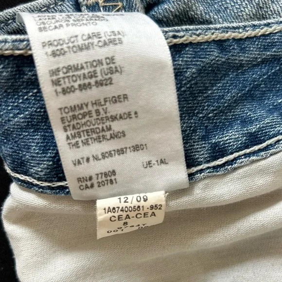 Tommy Hilfiger Women's Denim Shorts - Picture 7 of 9